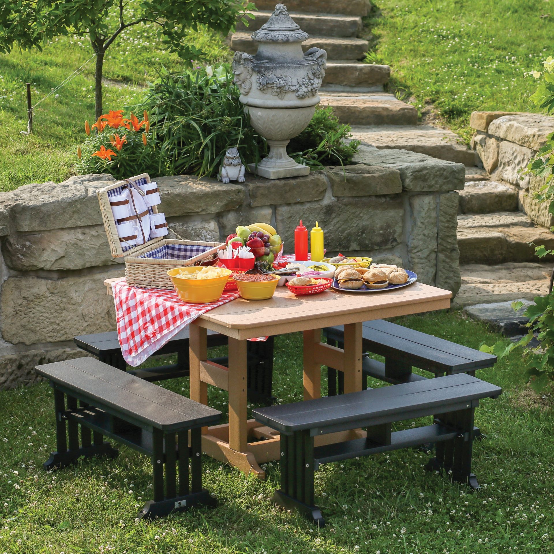 Garden Classic Dining Bench