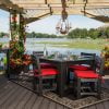Island Side Chair