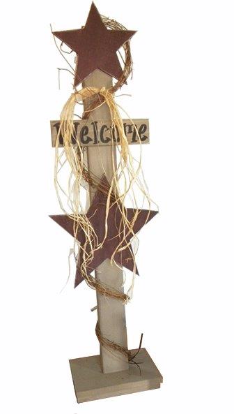 Primitive Star Welcome Sign on Post
