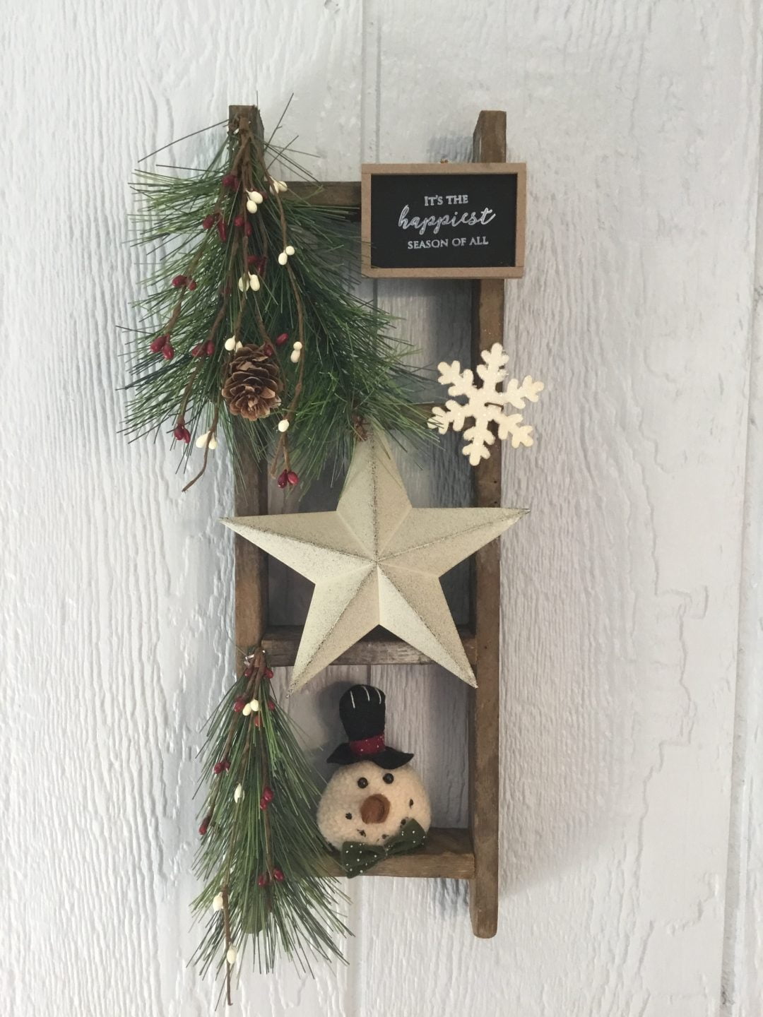 Small Decorative Tobacco Lath Christmas Lader with Star