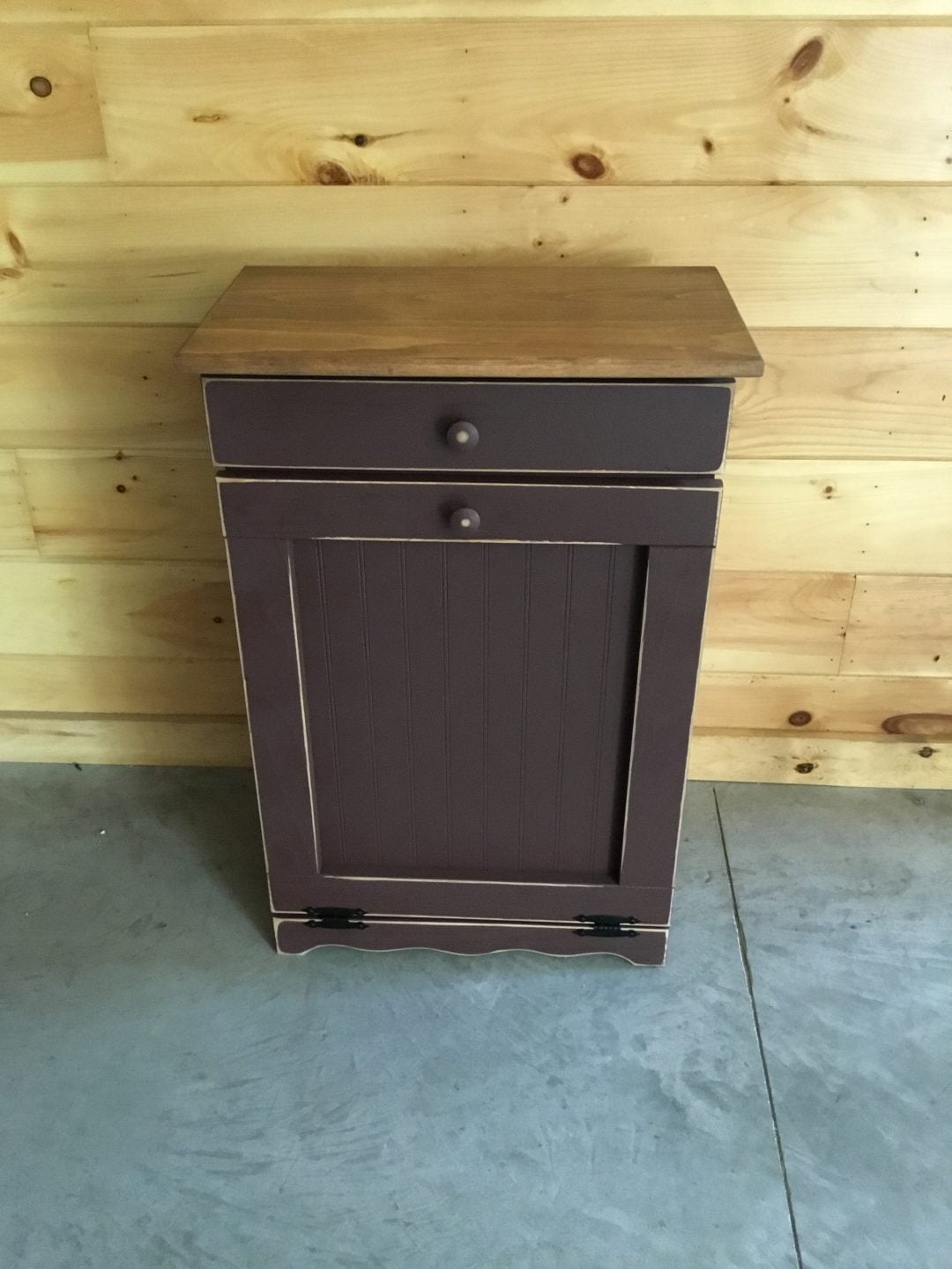 Farmhouse Style – Pine Wooden Tilt Out Trash Bin