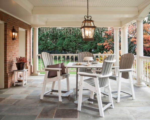 Outdoor Great Bay Square Table in Poly Lumber – Dining Height