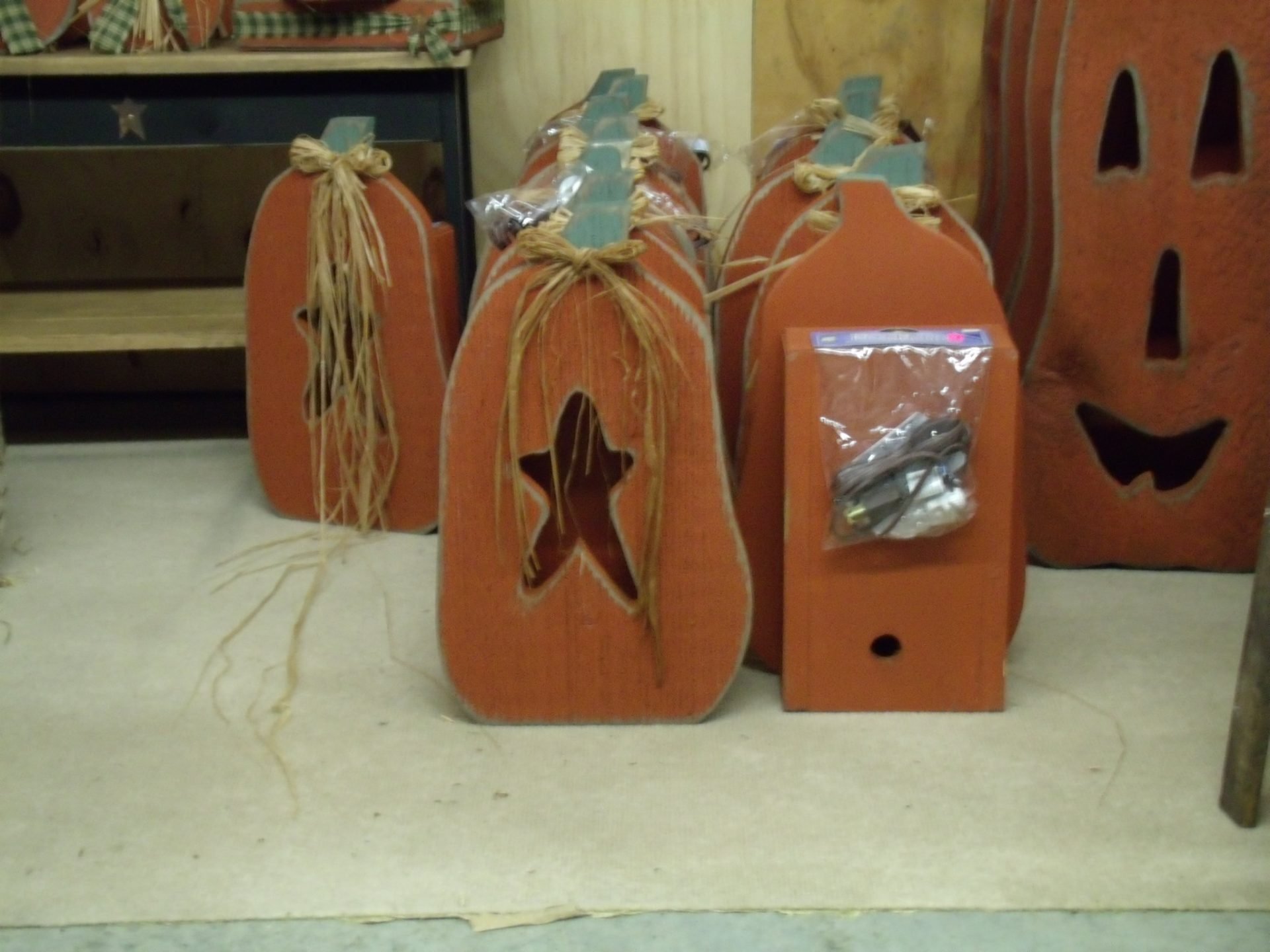 Primitive Rustic Wooden Luminary Pumpkin with Star (Light Included)