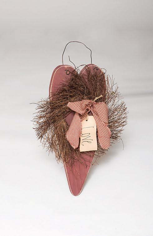 Primitive Decorative Large Hanging Heart with Wreath