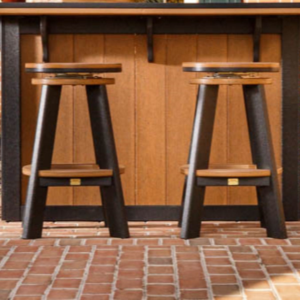 Finch Great Bay Swivel Stool-Counter or Bar Height